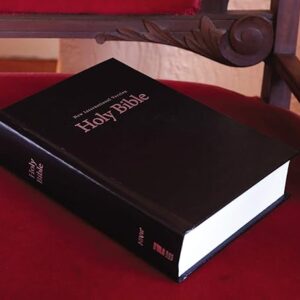 NIV, Single-Column Pew and Worship Bible, Large Print, Hardcover, Black