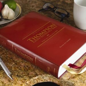 NKJV, Thompson Chain-Reference Bible, Hardcover, Red Letter, Comfort Print